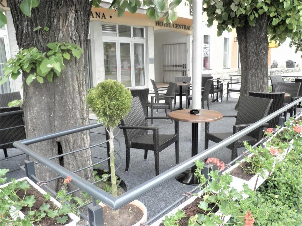 Hotel Central Slavonski Brod Luaran gambar