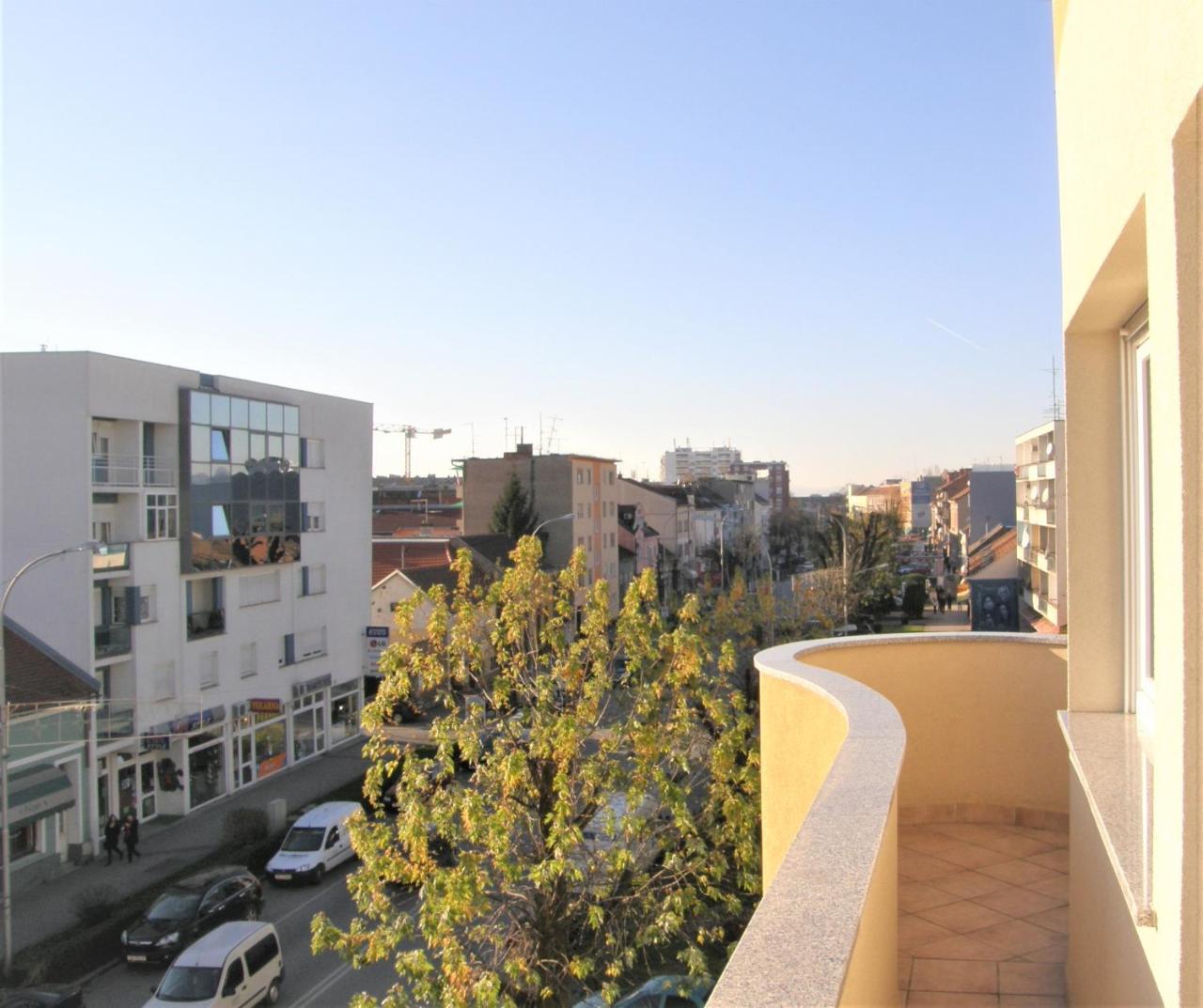 Hotel Central Slavonski Brod Luaran gambar